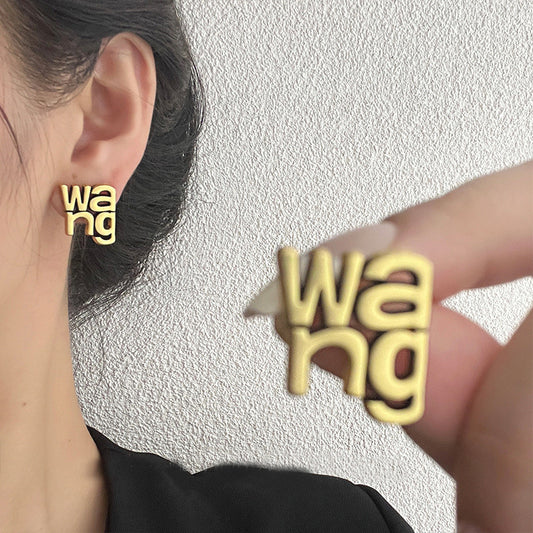 【小物】キラキラ英字柄ピアスアクセサリーF7913