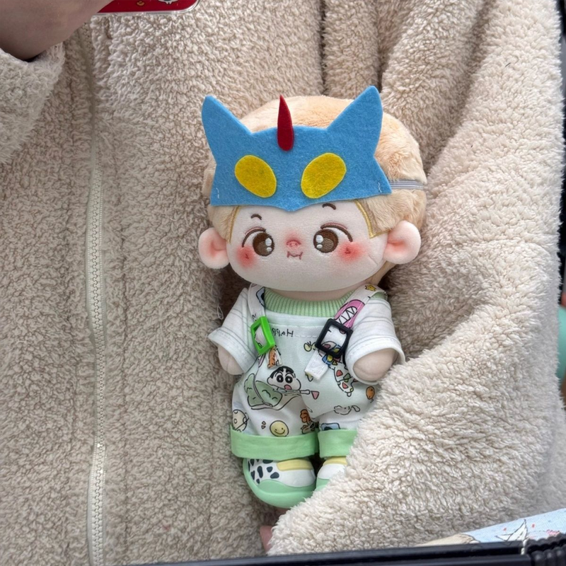 【GOODS】着せ替え 20cm  しんちゃん ぬいぐるみ服 3点セット Q2557