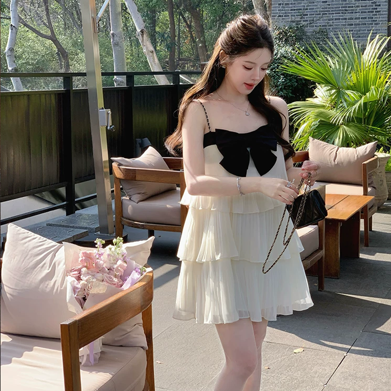 【dress】リボン付きティアードキャミワンピース Q8464