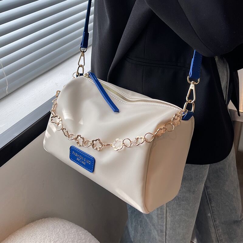 【小物】ファッション 高級感シンプル合わせやすい高品質オシャレ肩掛け斜め掛けG5360