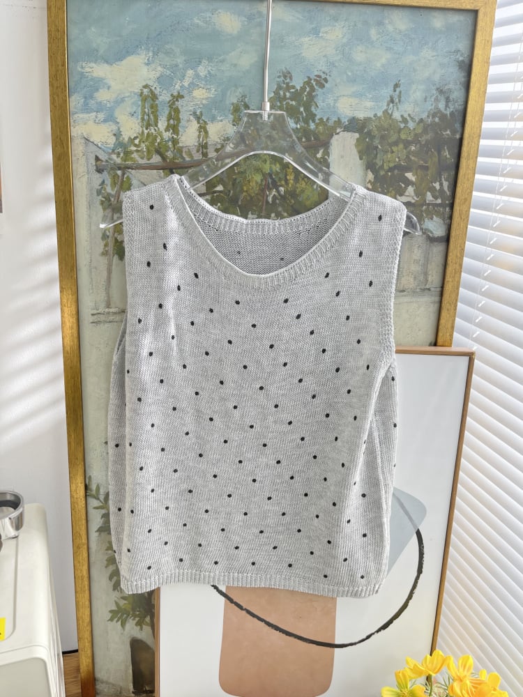 【tops】ノースリーブドット柄トップス　M24555