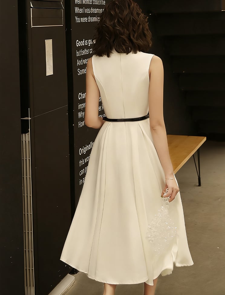 【dress】ノースリーブAラインフレアワンピース Q8438