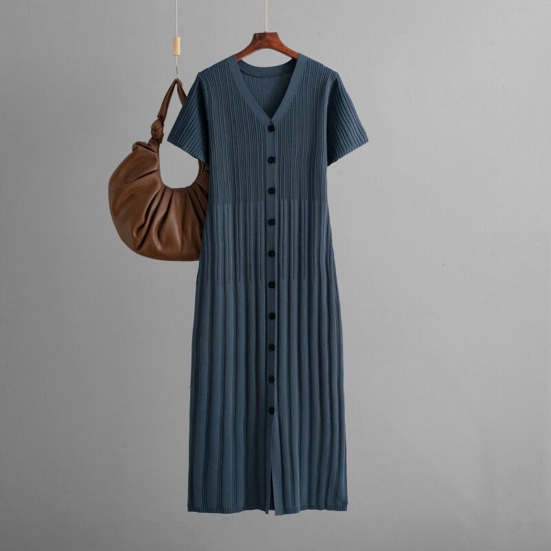 【dress】ボタンデザインニットワンピース　M29735