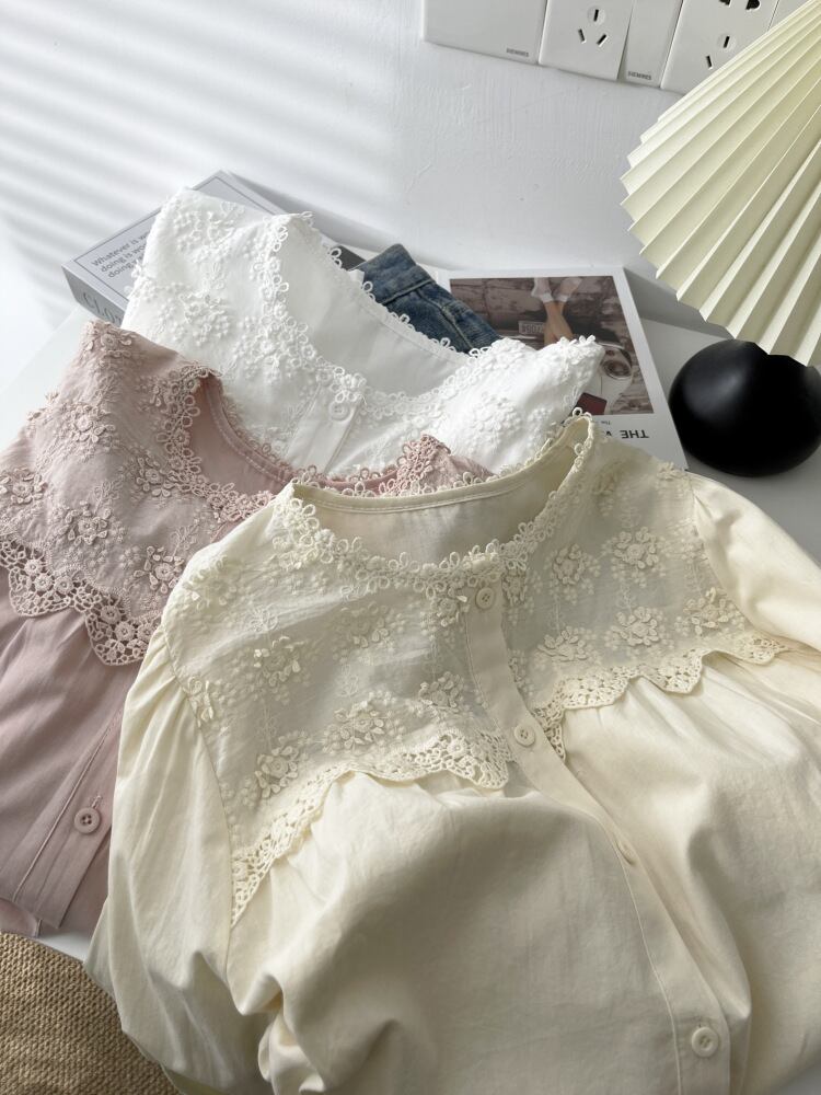 【tops】刺繍レース切り替えシャツブラウス　M29739