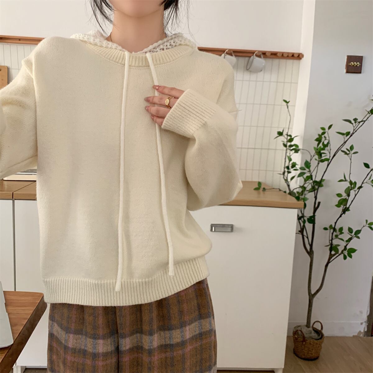 【tops】フード付きニットセーター　M28642