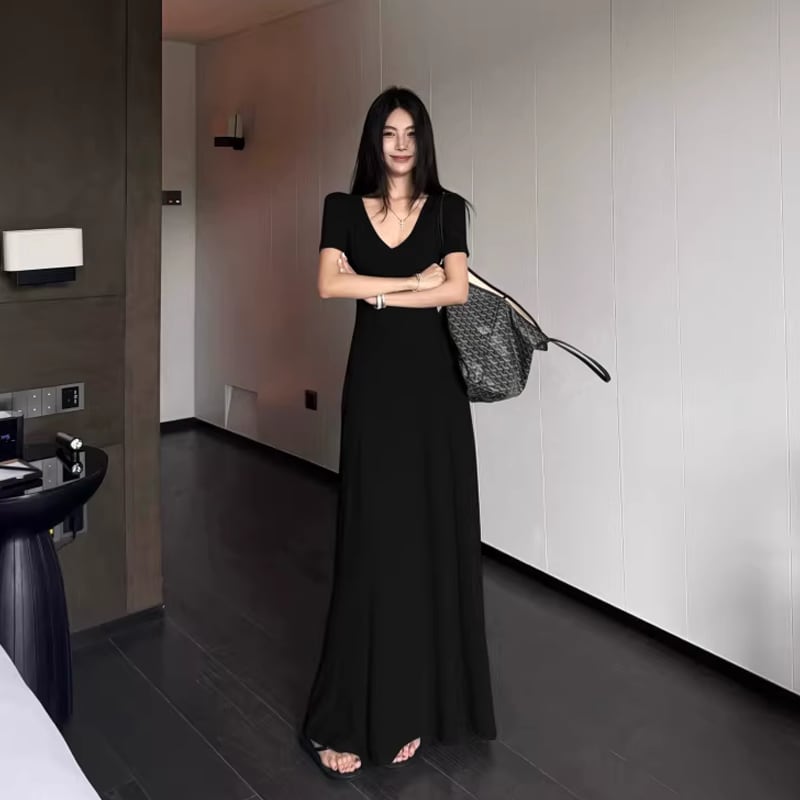 【dress】Vネックタイトロングワンピース Q8302