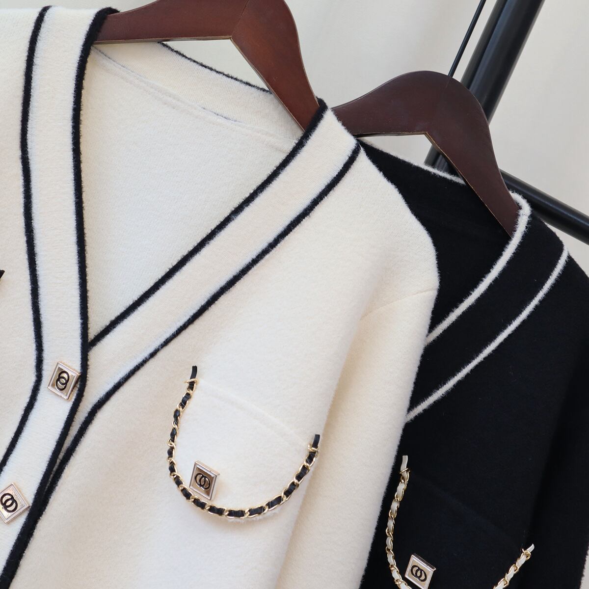 【outer】Vネックニットカーデ　M19095