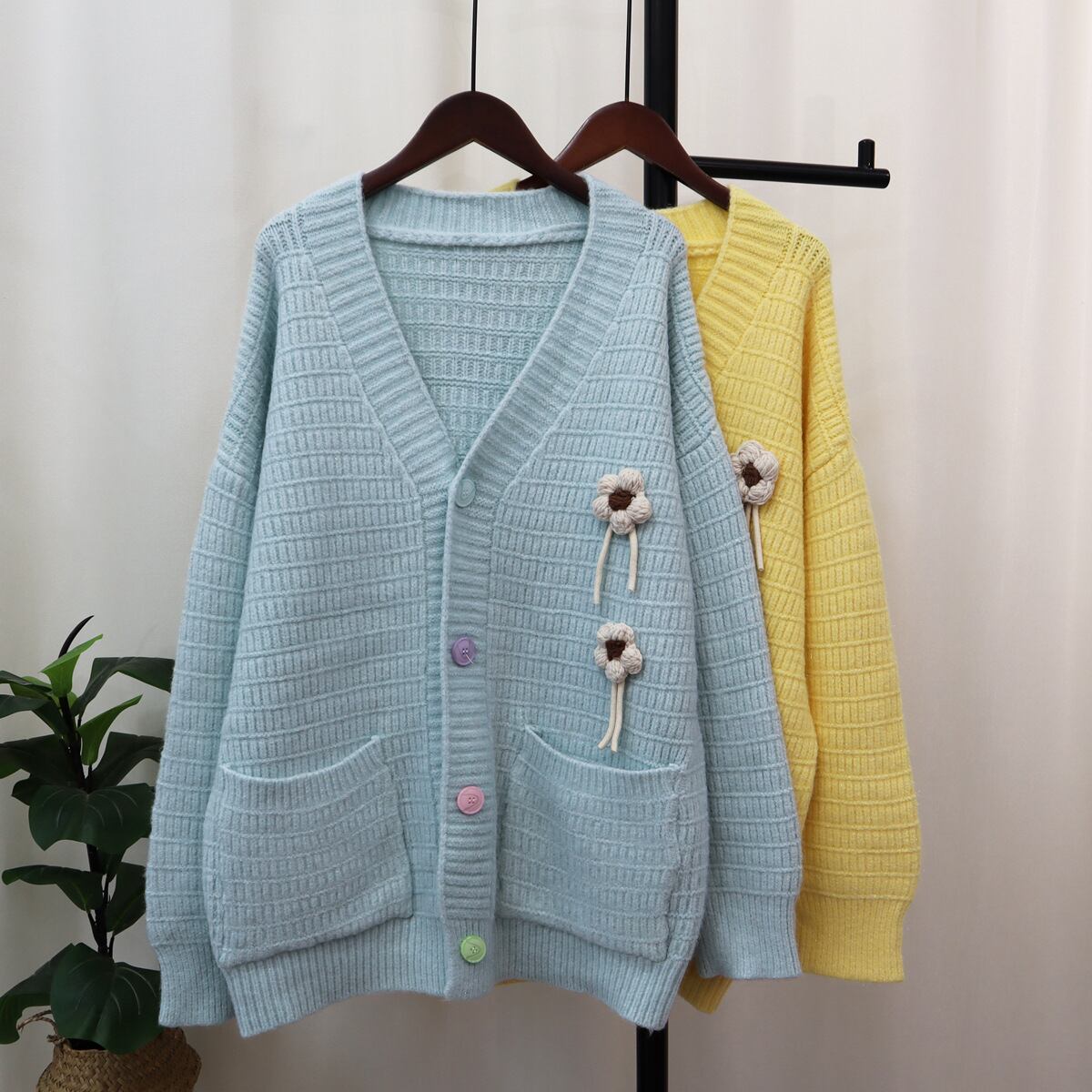 【outer】Vネックニットカーデ　M18707