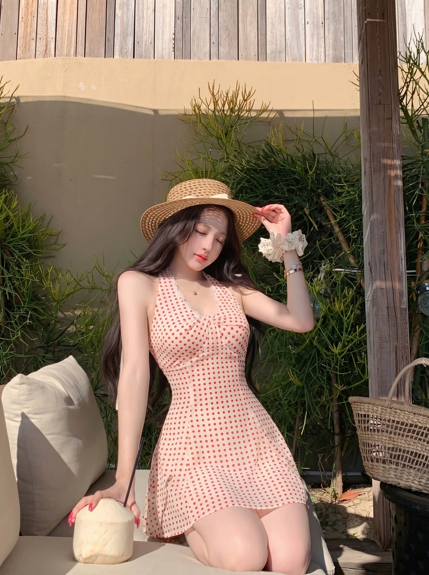 【dress】ドット柄ホルターネックミニワンピース Q8497