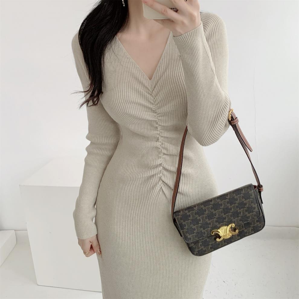 【dress】Vネックニットワンピース　M28028