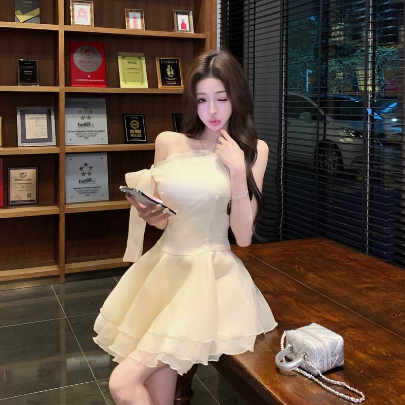 【dress】レースドッキングフレアチュールワンピース Q8514