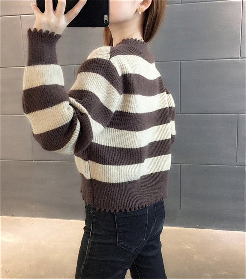 【tops】ボーダー柄ニットセーター　M27558