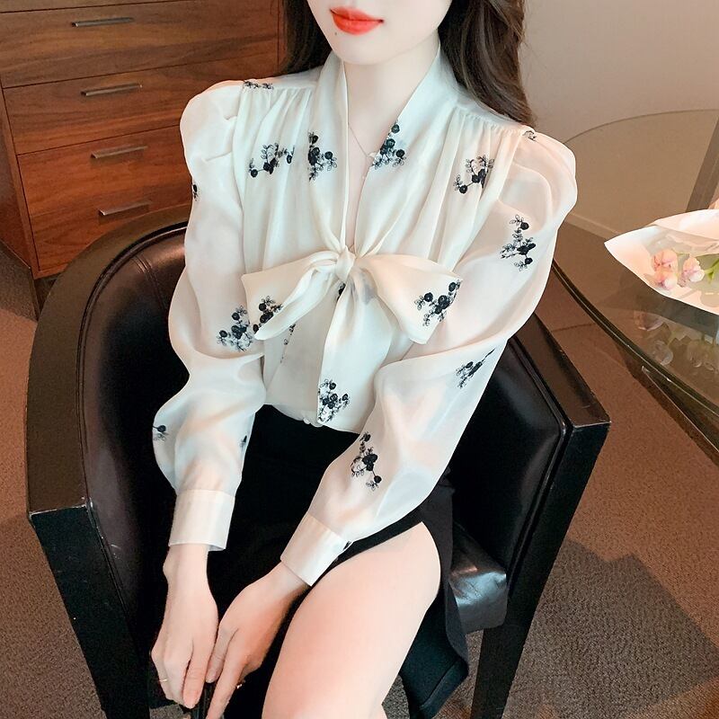 【tops】刺繍シャツトップス　M18478