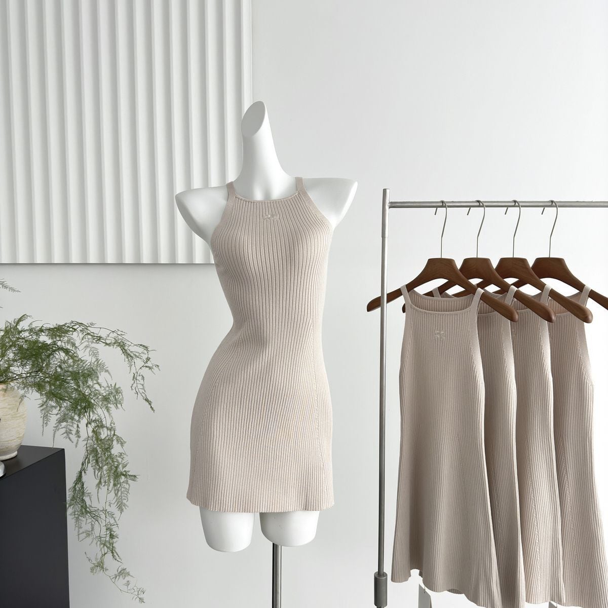 【dress】キャミワンピース　M24430