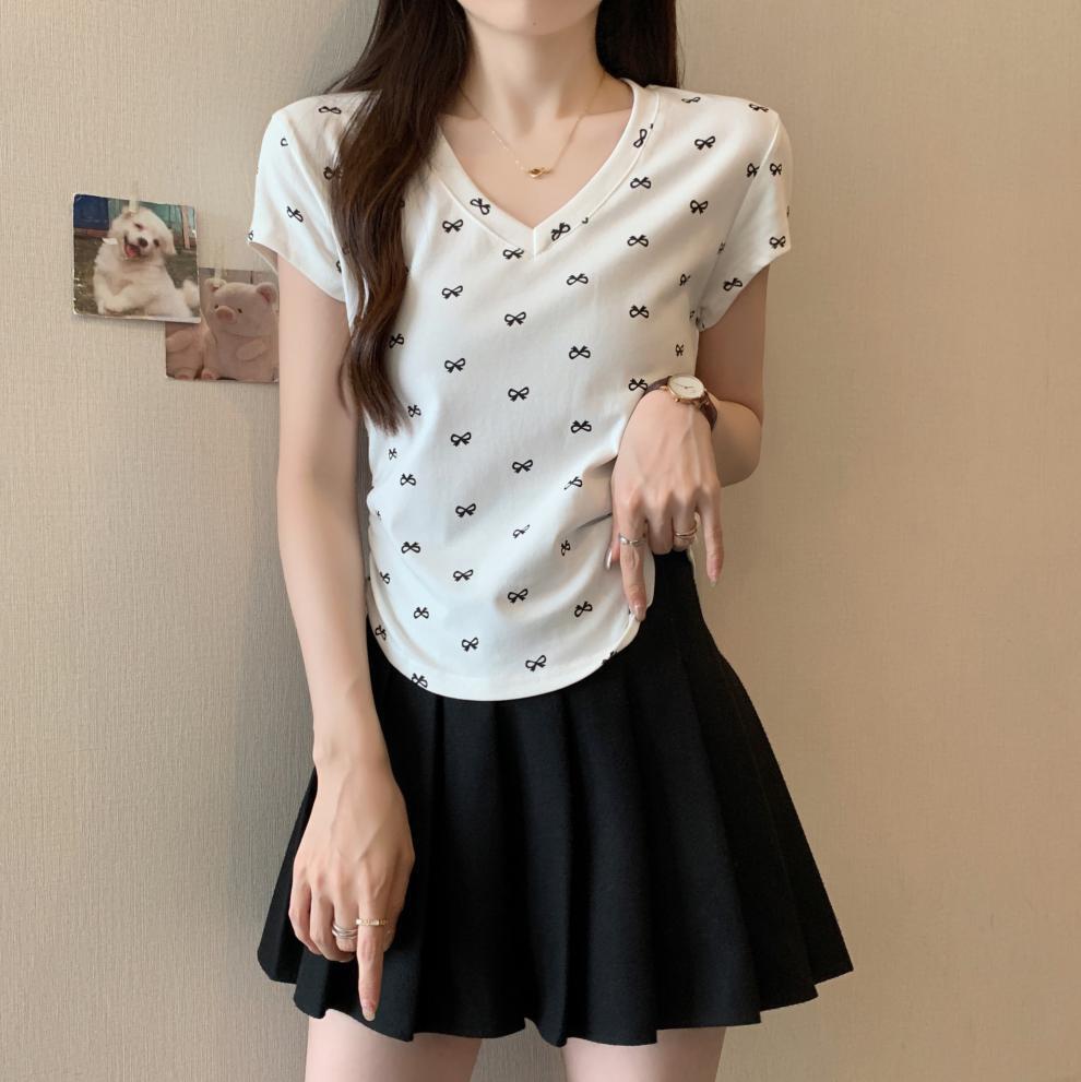 【tops】VネックプリントTシャツG21043