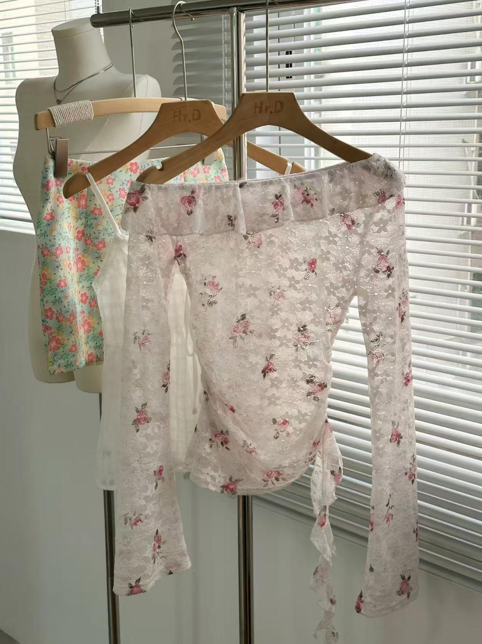 【tops】フリルレーストップスベアトップ付き　M29538