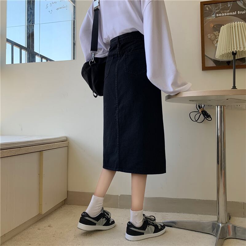 【bottoms】細身効果抜群♪INS風ポケット付きスリット合わせやすいデニムスカート