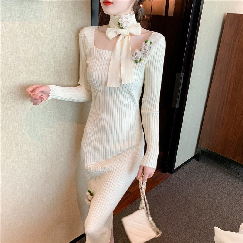 【dress】刺繍立体フラワーニットワンピース　M28216