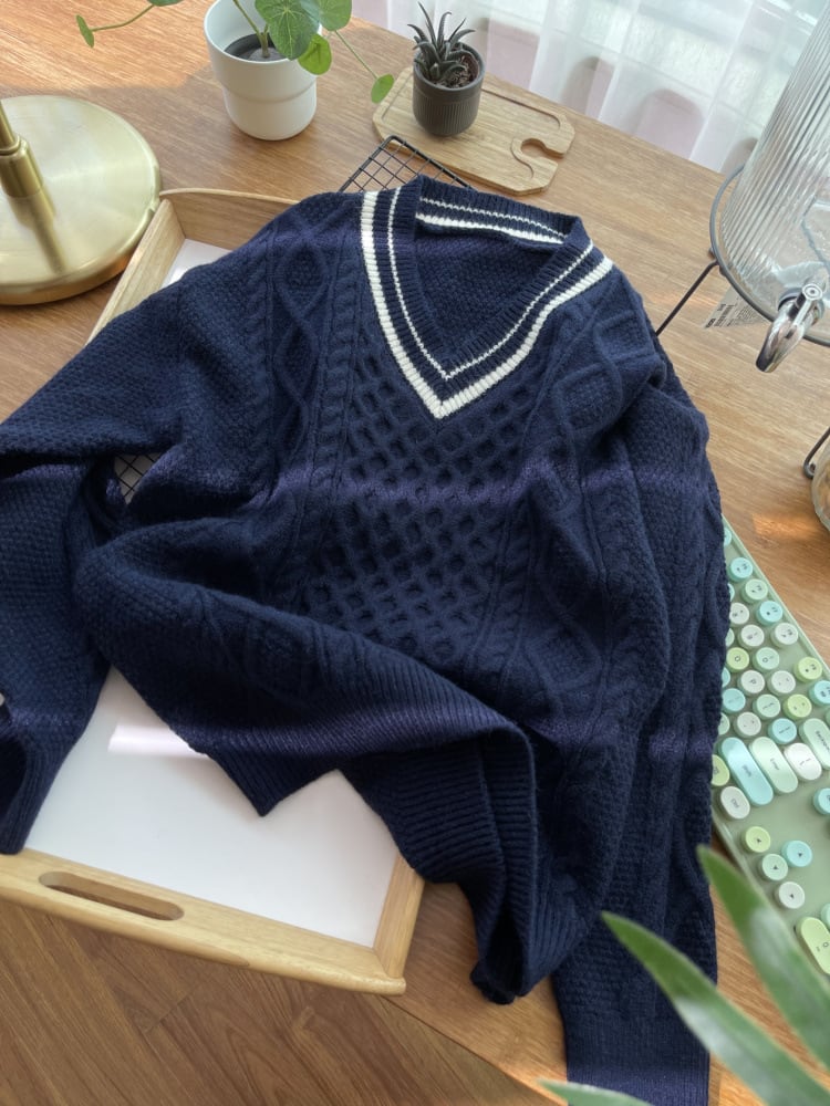 【tops】Vネックニットセーター　M28962