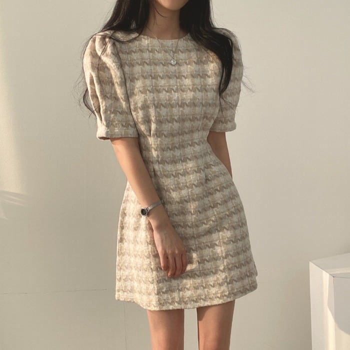 【dress】好感度UP!気質満点デザインフランス風デザインパフスリーブ着痩せワンピース G6962