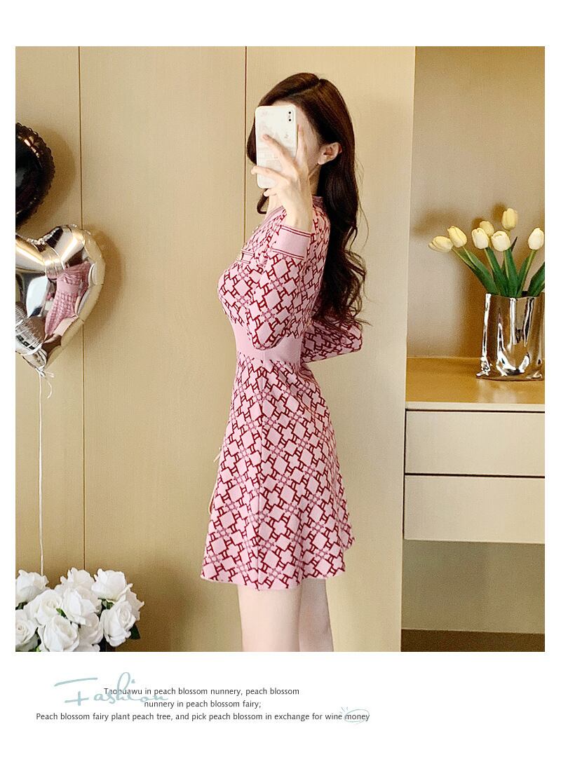 【dress】Vネックニットワンピース　M28425