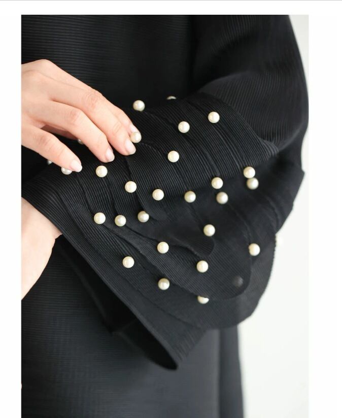 【tops】袖パールトップス　M30189