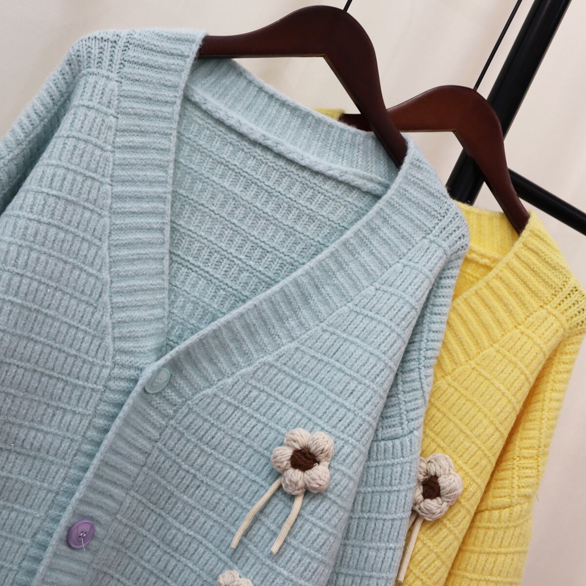 【outer】Vネックニットカーデ　M18707