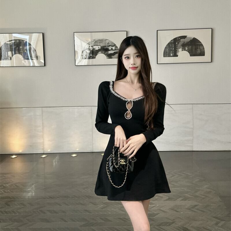【dress】ビジューデートワンピース　M28419