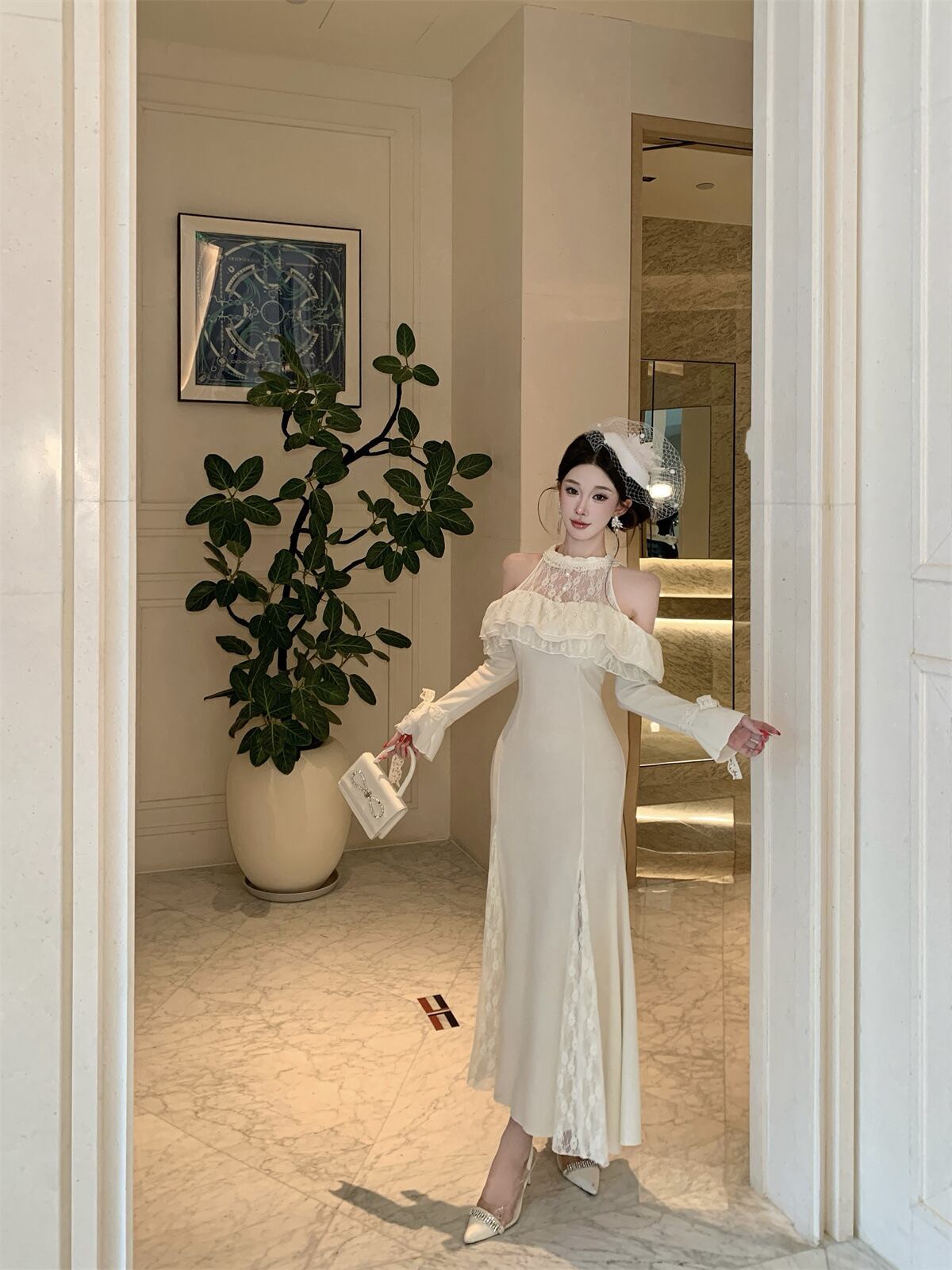 【dress】オフショルレースドッキングワンピース Q7878