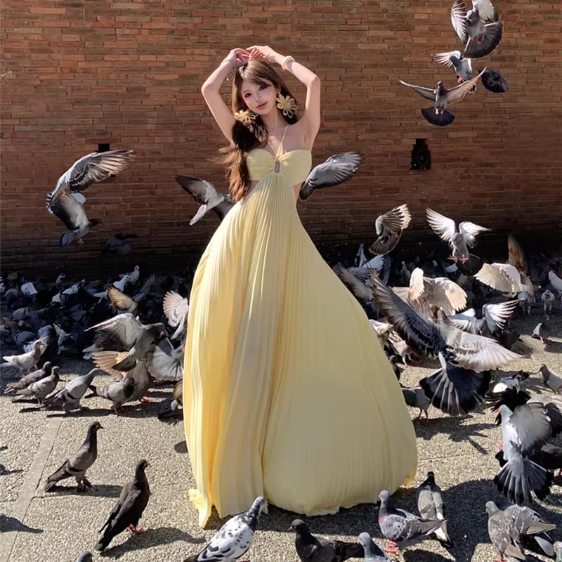 【dress】ホルターネックバックオーポンロングプリーツワンピース Q8371