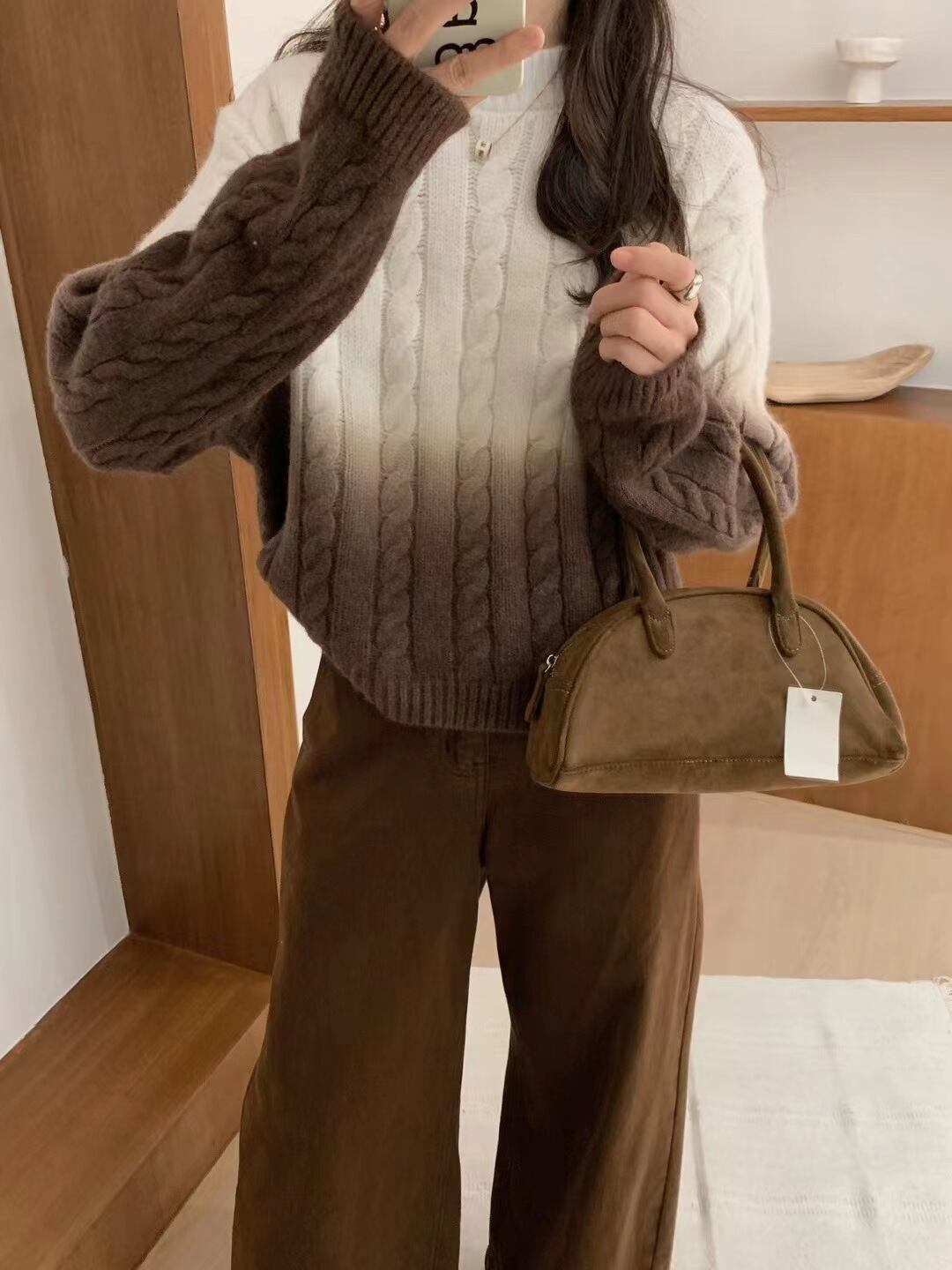 【tops】グラデーションニットセーター　M18708