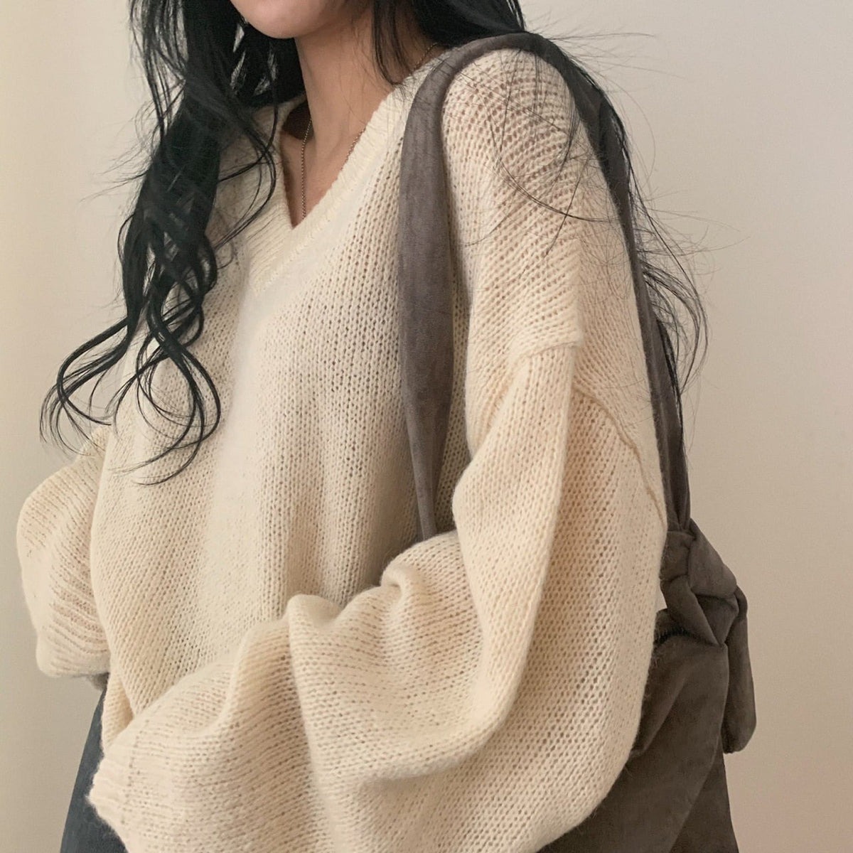 【tops】Vネックニットセーター　M25349