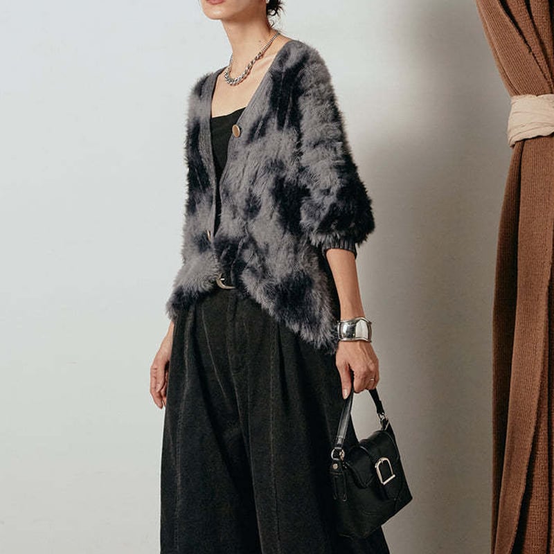 【outer】3色展開ファー付きニットカーディガン Q7655