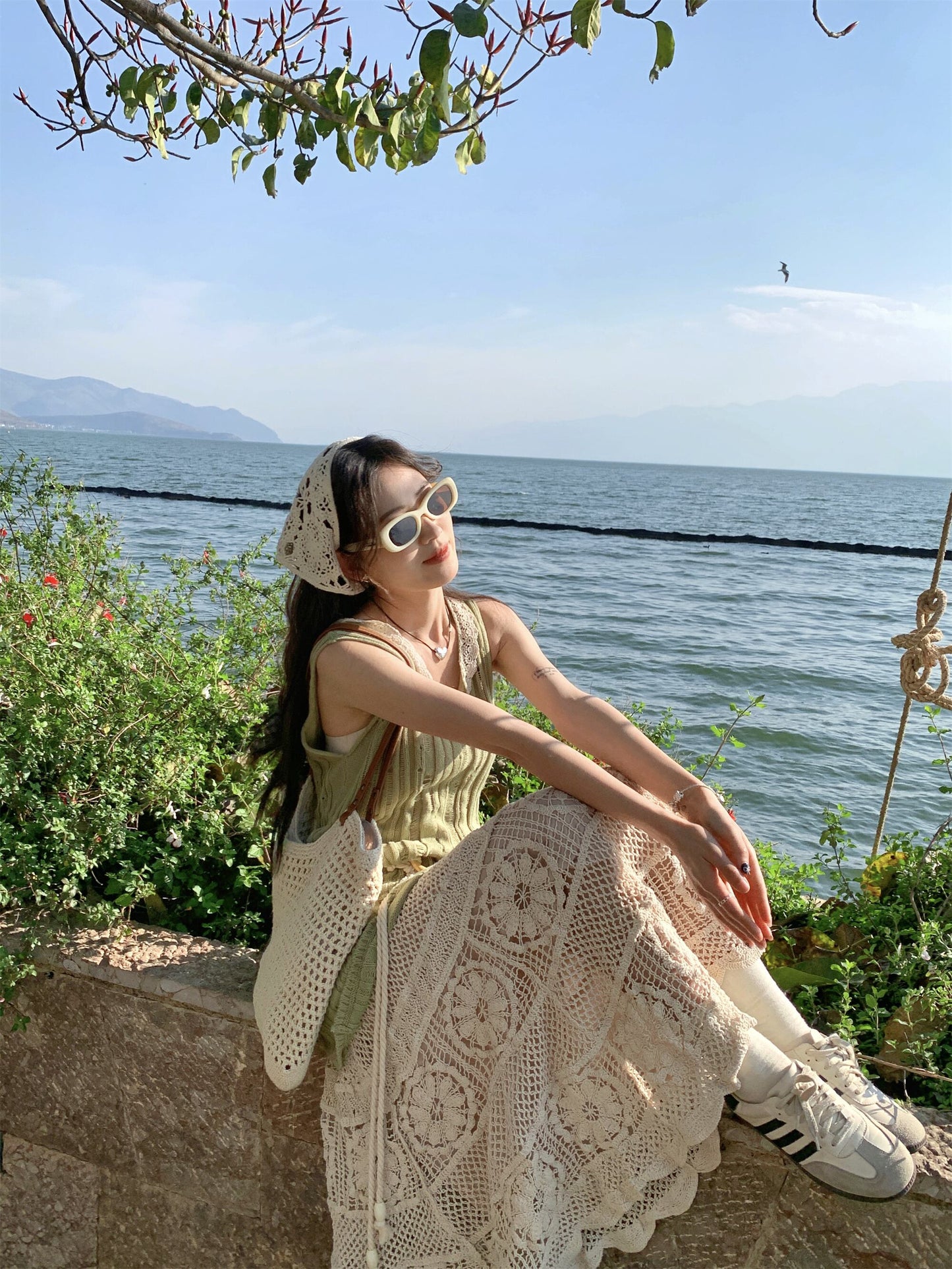 【set】ニットベスト+レース透かし彫りスカート２点セットG21099