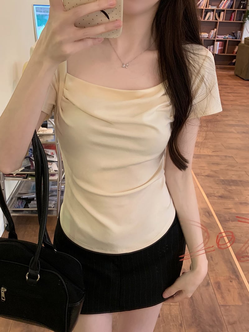 【tops】スクエアネックギャザーTシャツG21558