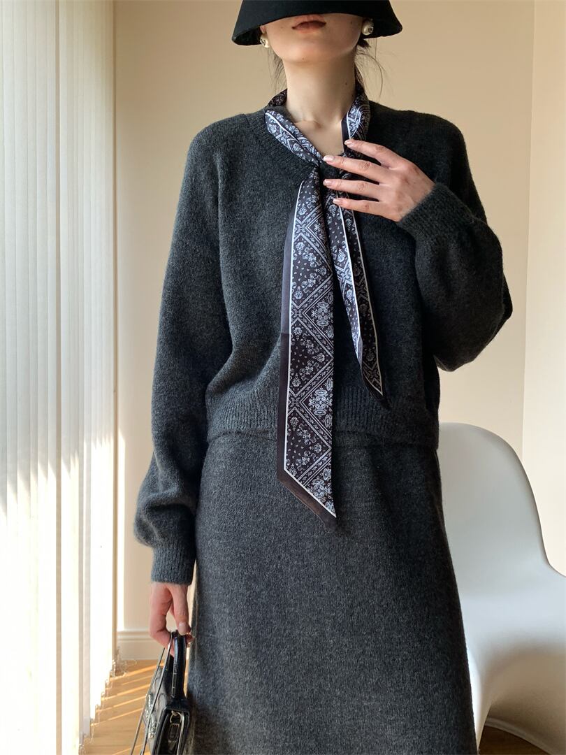 【set】スカーフ付きニットトップス×ロングスカートセット　N3452