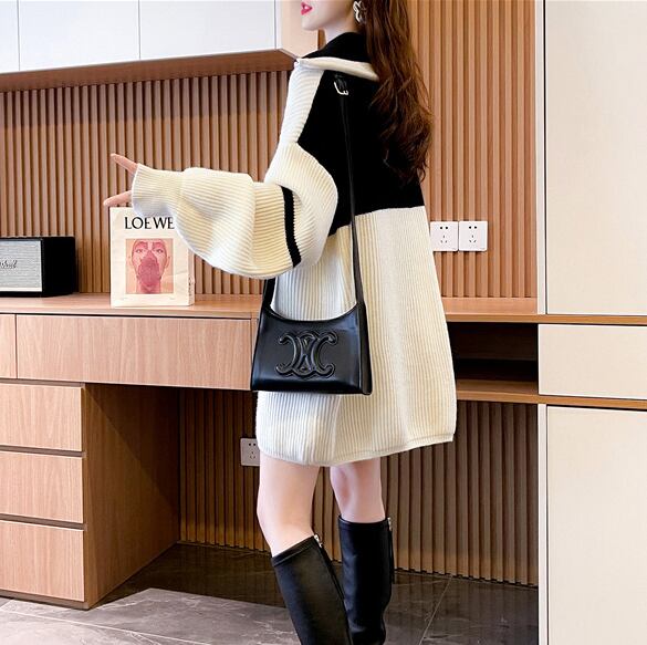 【tops】ファスナー配色ニットセーター　M19180