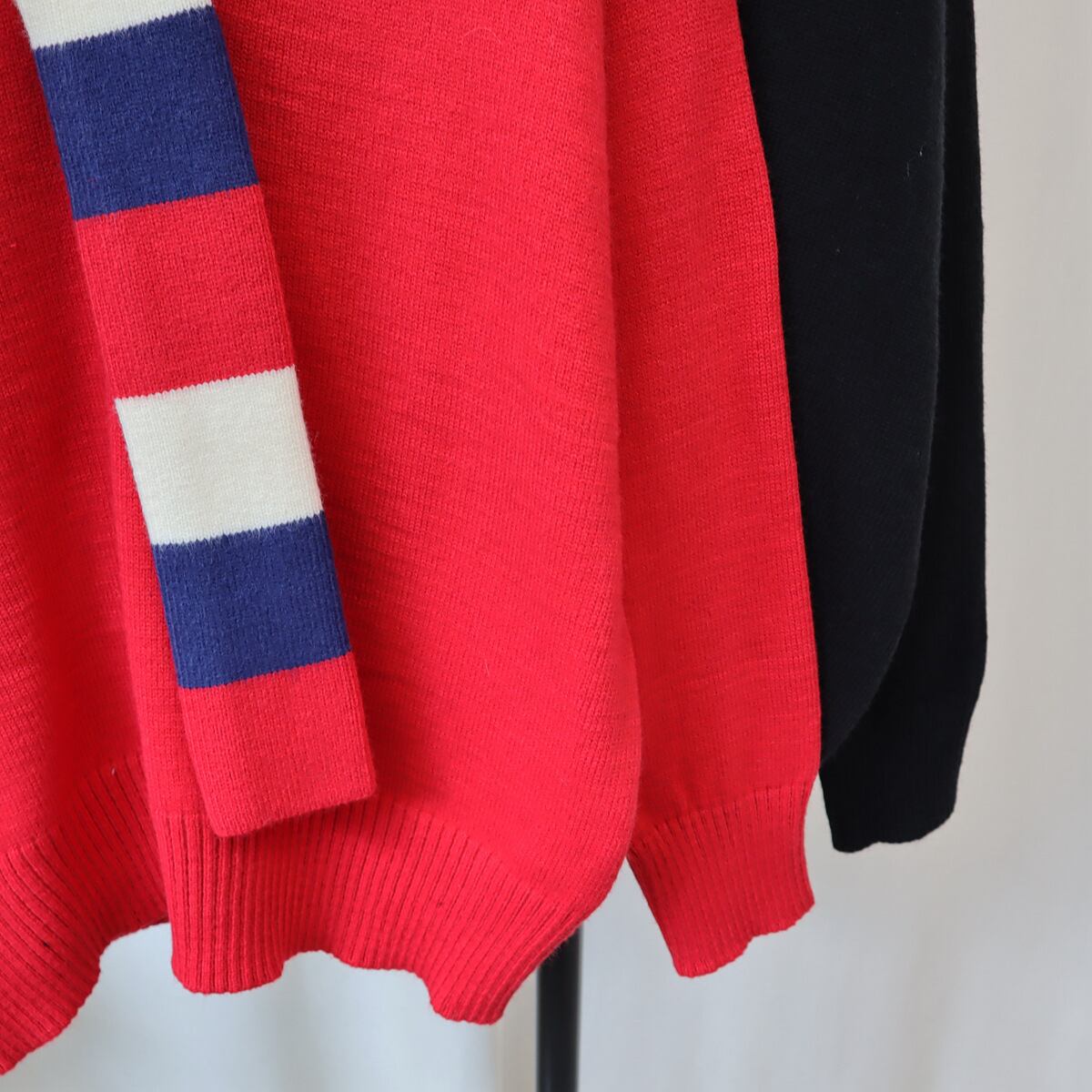 【tops】Vネックニットセーター　M18784