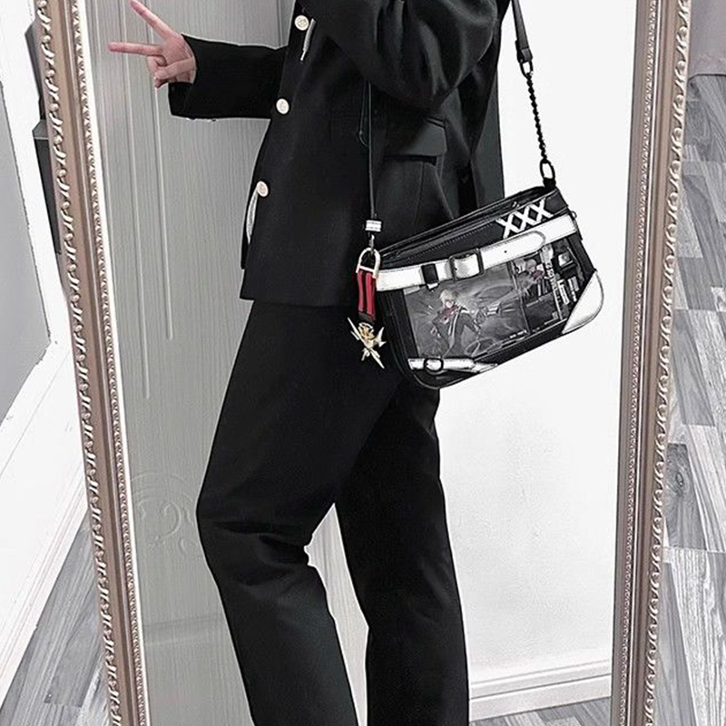 【GOODS】痛バック チェーン ショルダーバッグ Ｑ2242