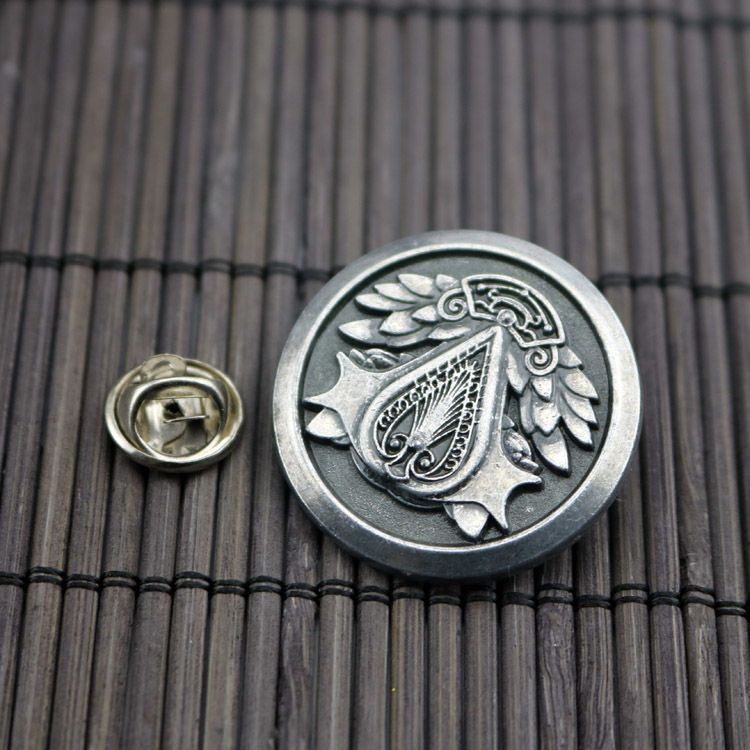 【GOODS】アサシン クリード プローチ Q2231