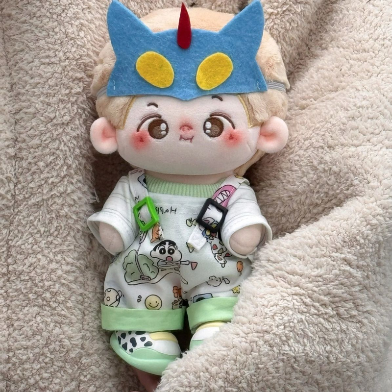 【GOODS】着せ替え 20cm  しんちゃん ぬいぐるみ服 3点セット Q2557