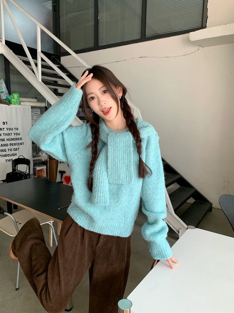 【tops】マフラー付きニットセーター　M28200