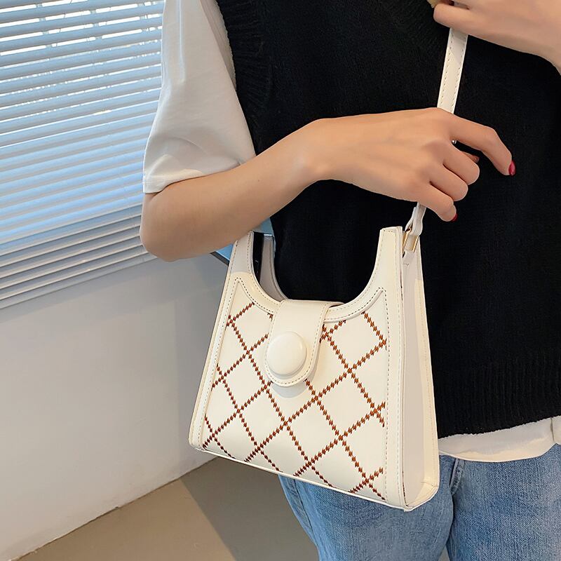 【小物】高級感 シンプルINS風ファッションショルダーバッグ G2151