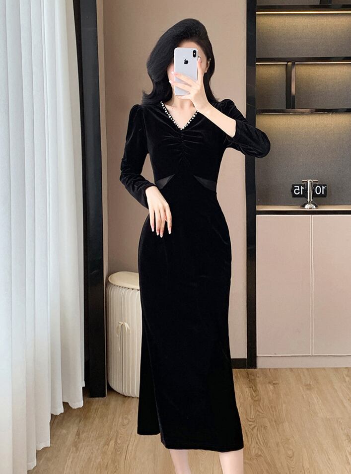 【dress】Vネックレースドッキングベルベットワンピース Q7497