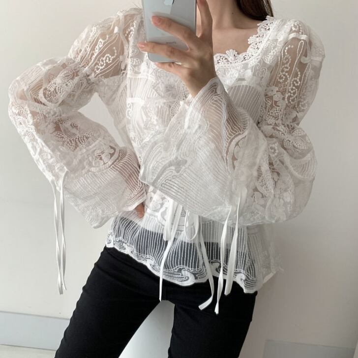 【tops】女性力を高める〜スクエアネックパフスリーブファッションレースブラウス