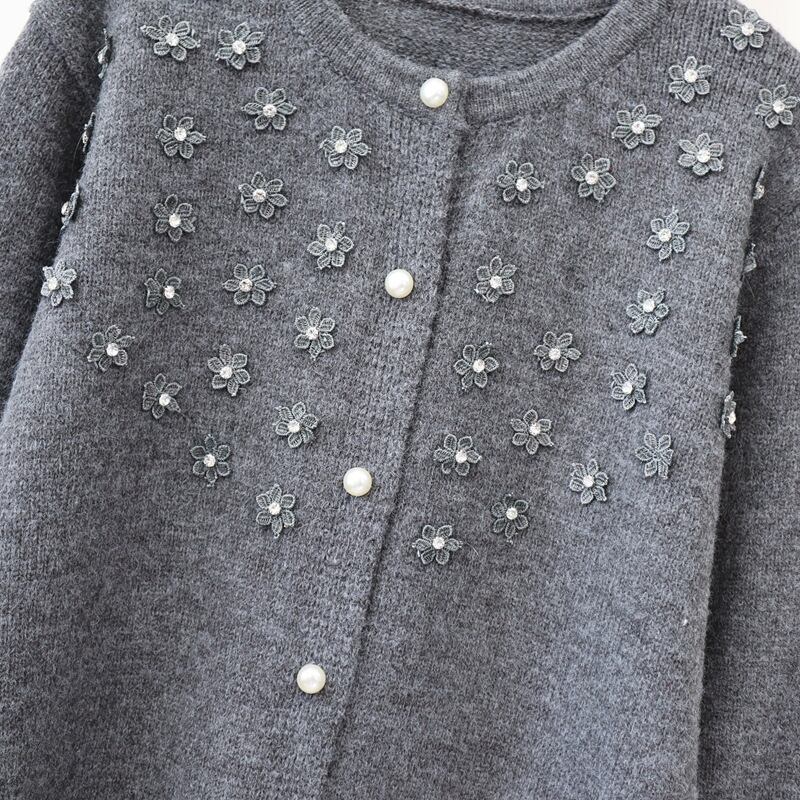 【outer】立体フラワービジューニットカーデ　M28539