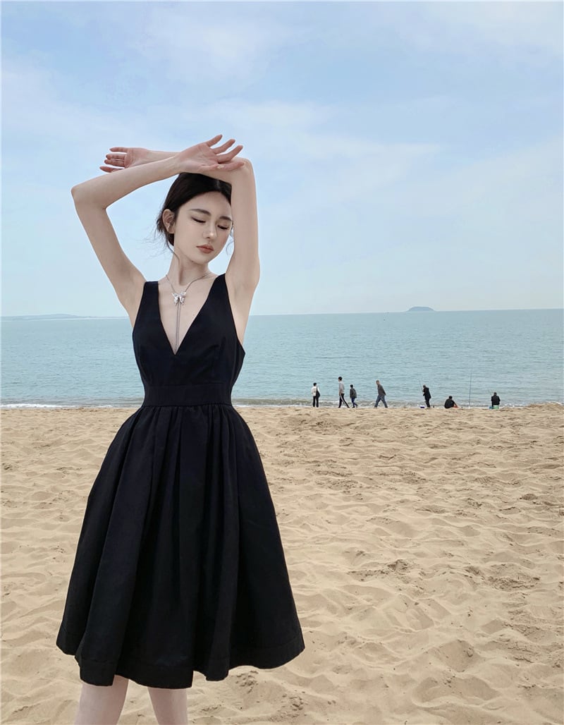 【dress】Vネックキャミワンピース　M30185