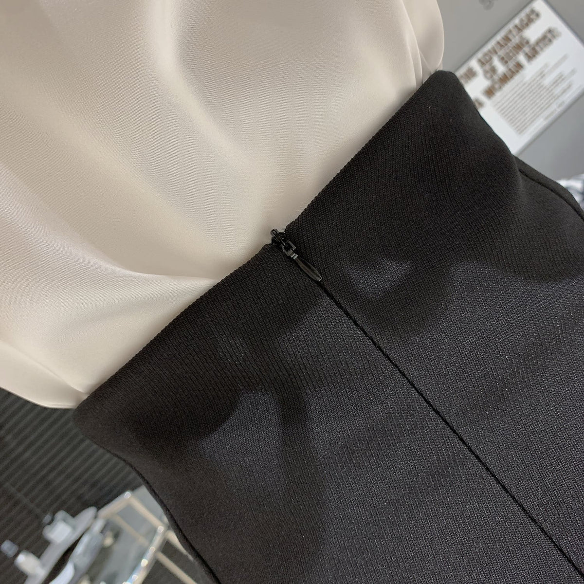 【set】フリルトップス×スカートセット　M24492