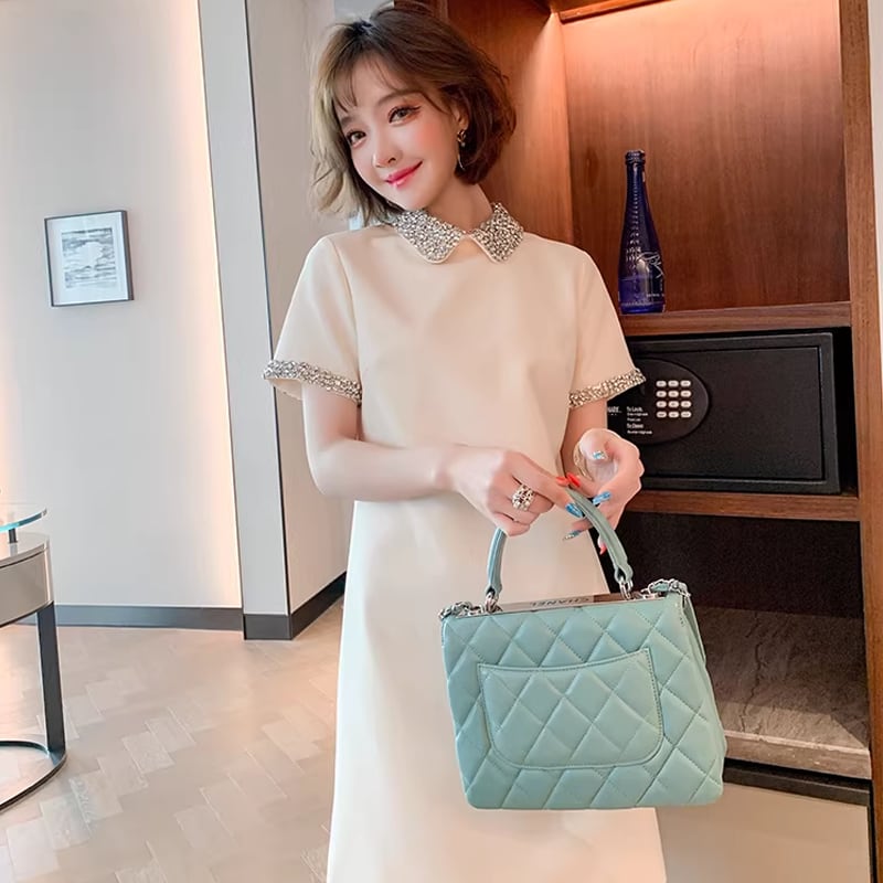 【dress】ラインストーン付きミニワンピース Q8435