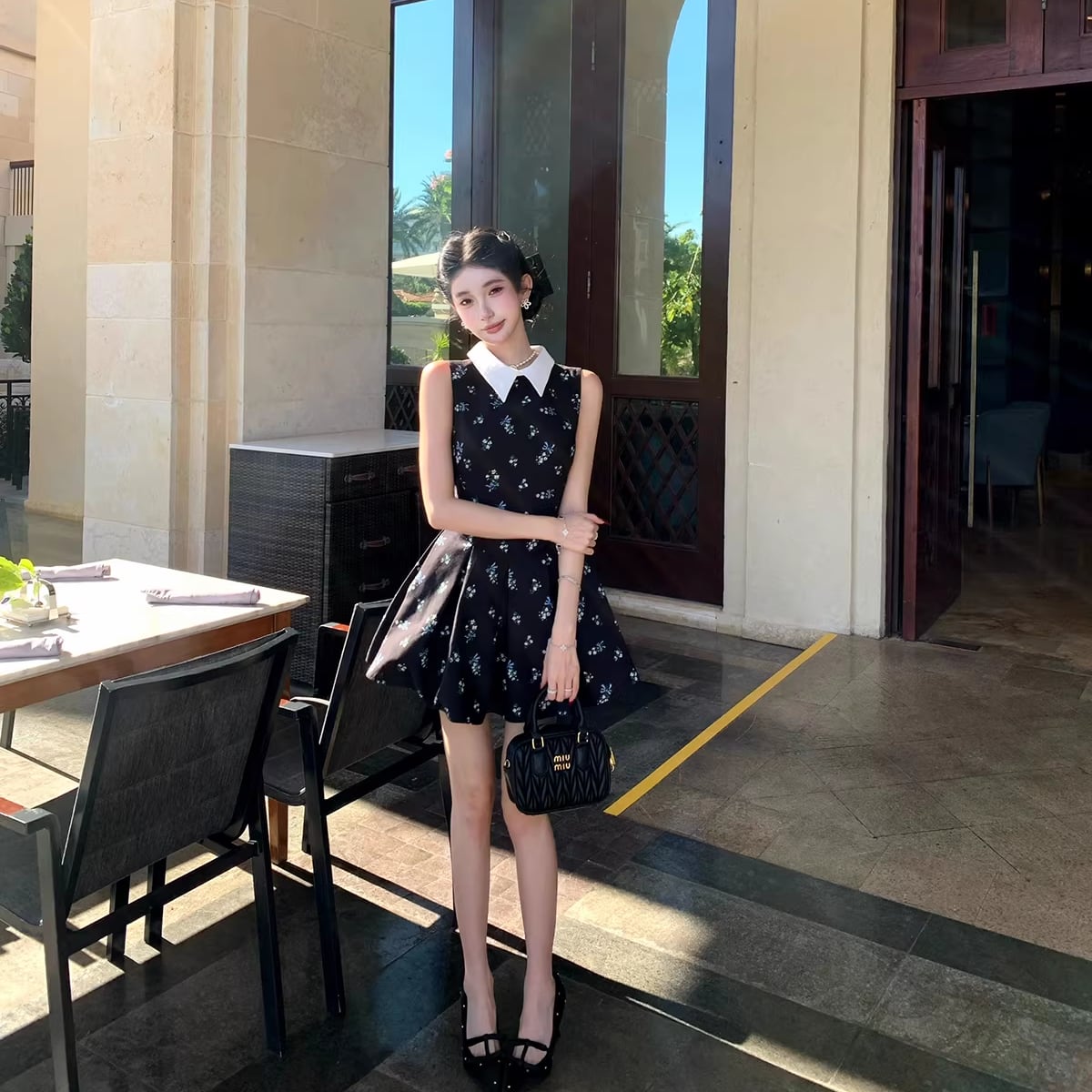 【dress】ノースリーブ花柄フレアミニワンピース Q8413